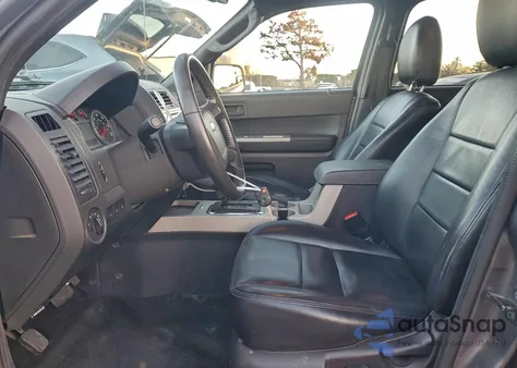 2011 Ford Escape Xlt z USA, uszkodzony, nr VIN 1FMCU0D74BKA68670